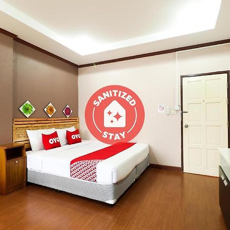 OYO 359 Golden Nakara Place Chiang Saen Bagian luar foto