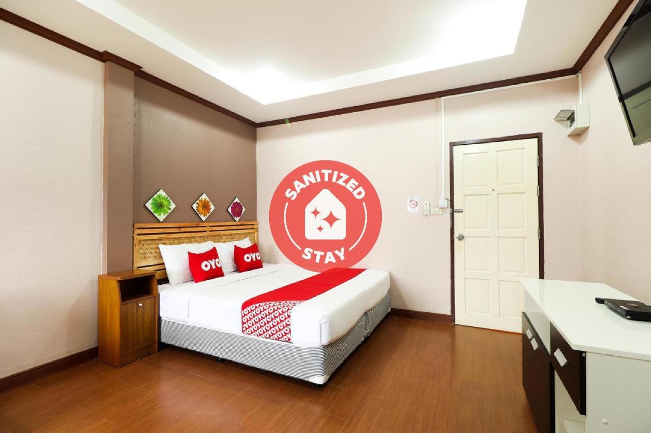 OYO 359 Golden Nakara Place Chiang Saen Bagian luar foto