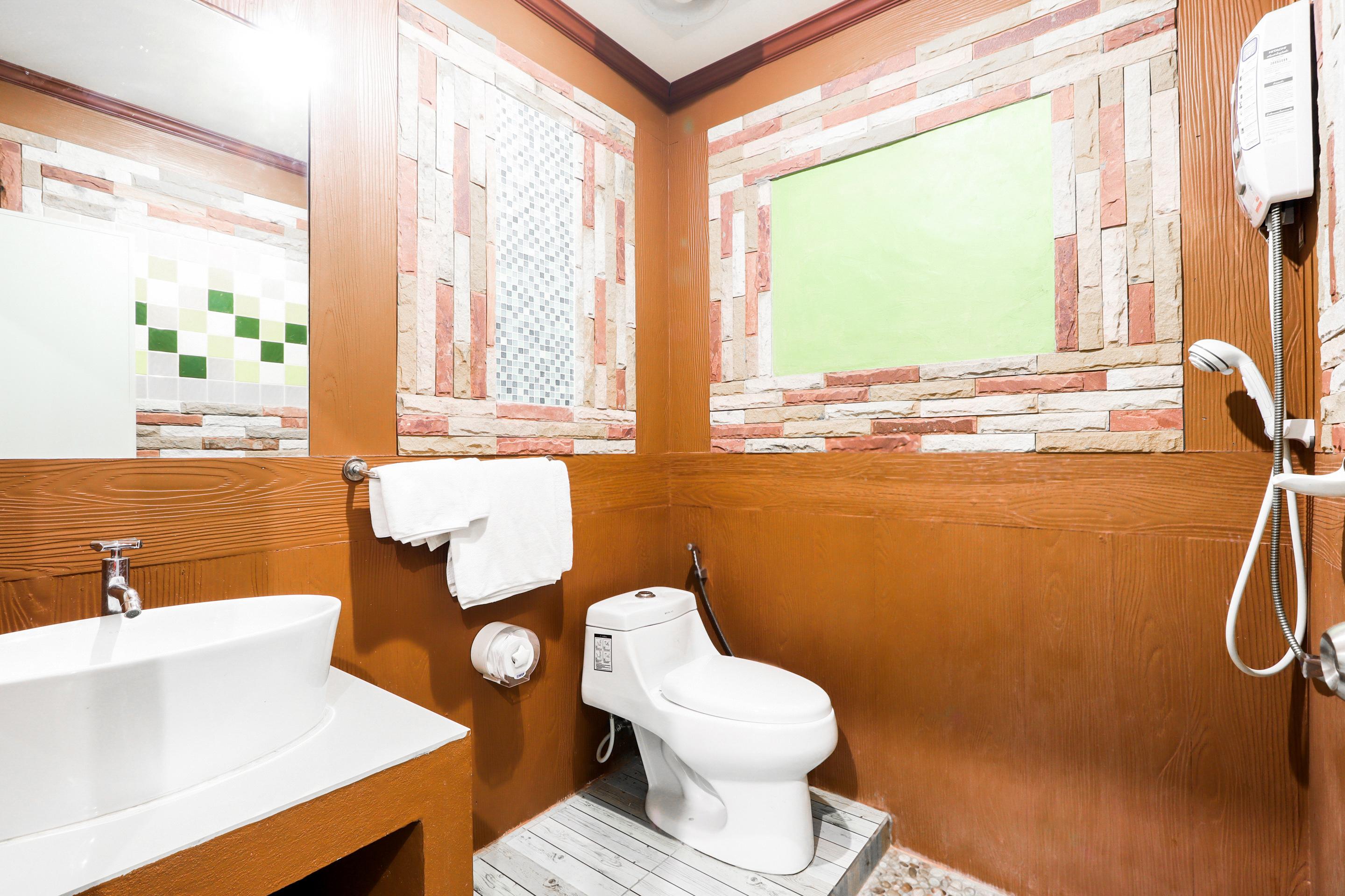 OYO 359 Golden Nakara Place Chiang Saen Bagian luar foto