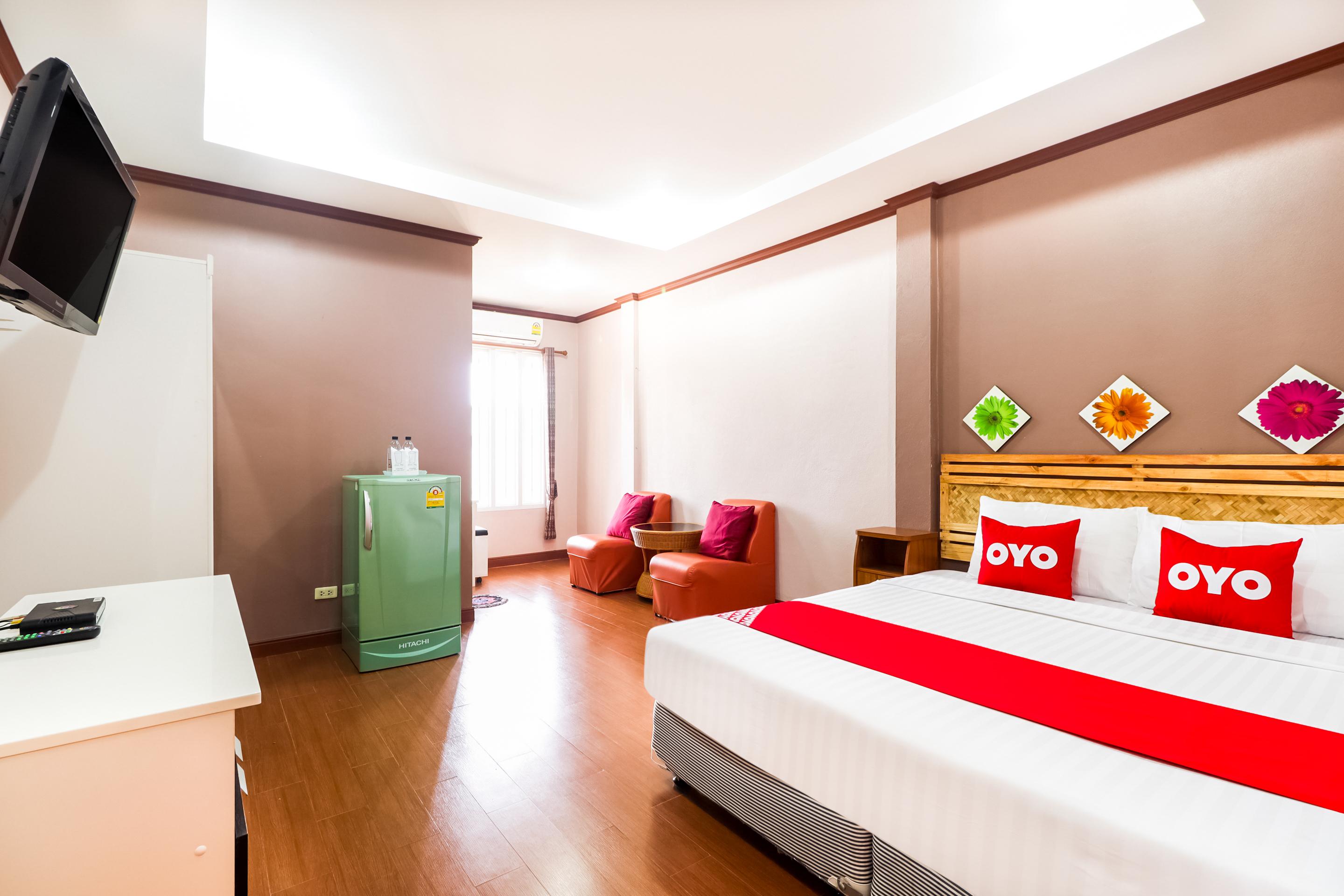 OYO 359 Golden Nakara Place Chiang Saen Bagian luar foto