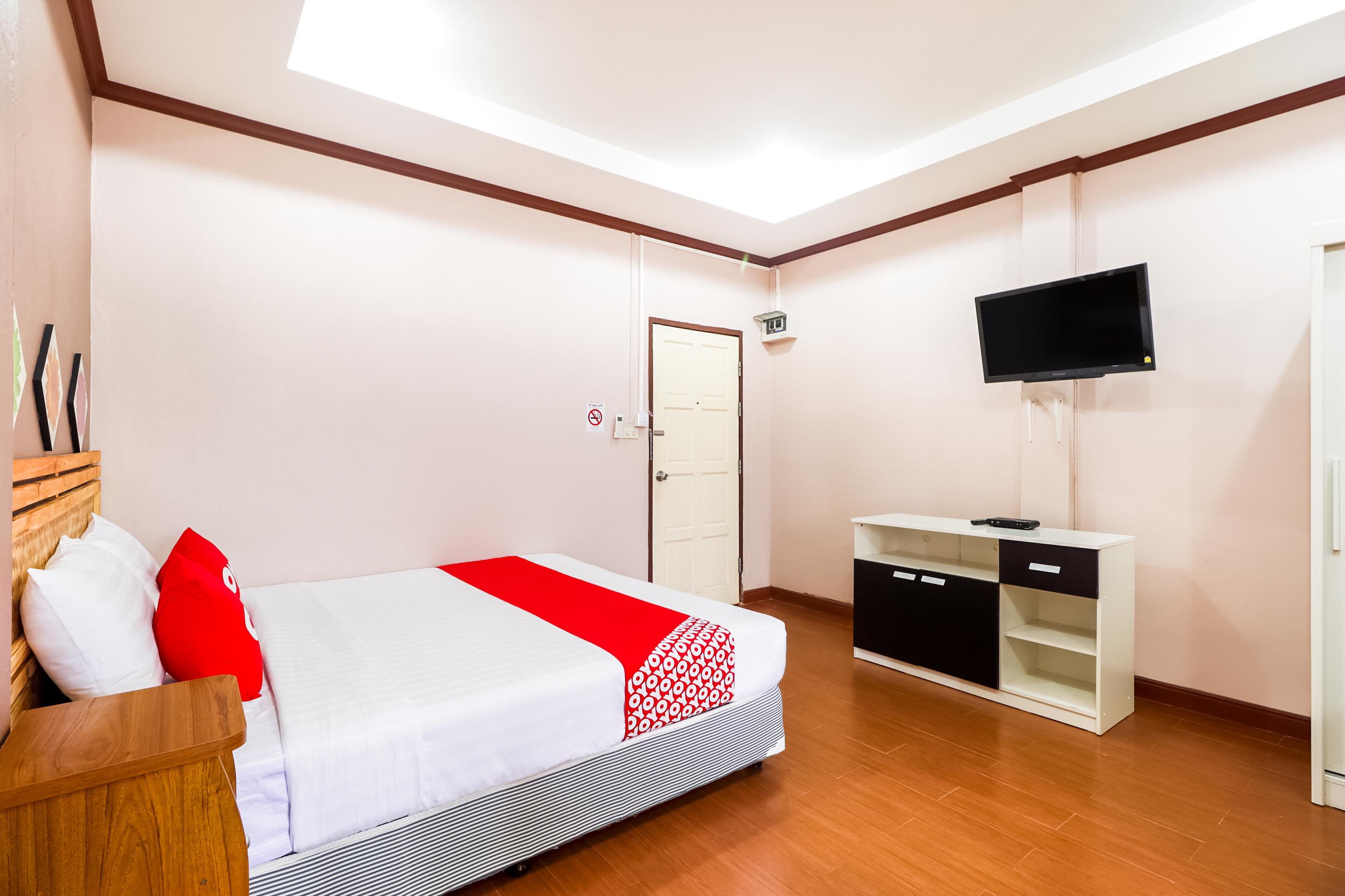 OYO 359 Golden Nakara Place Chiang Saen Bagian luar foto