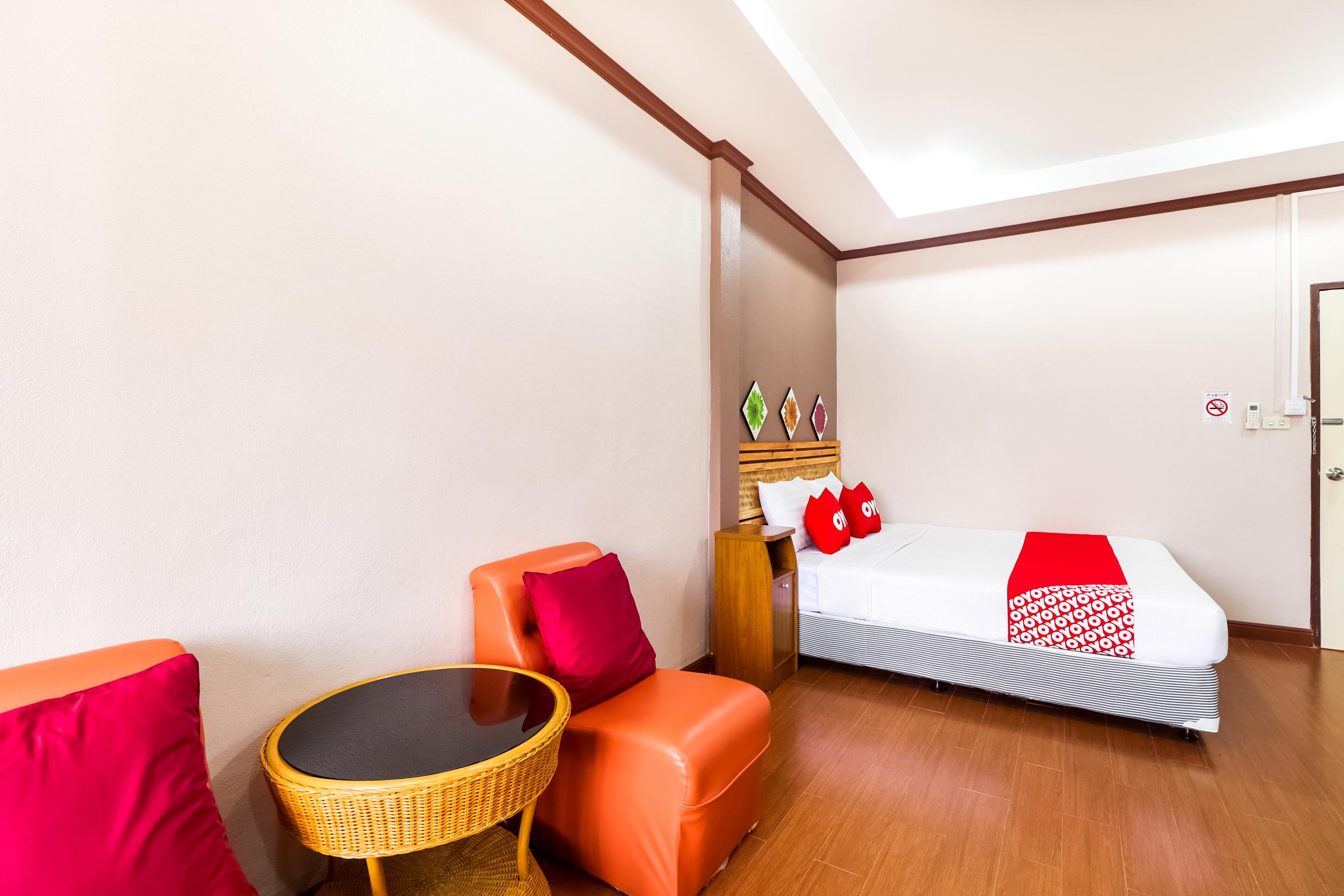 OYO 359 Golden Nakara Place Chiang Saen Bagian luar foto
