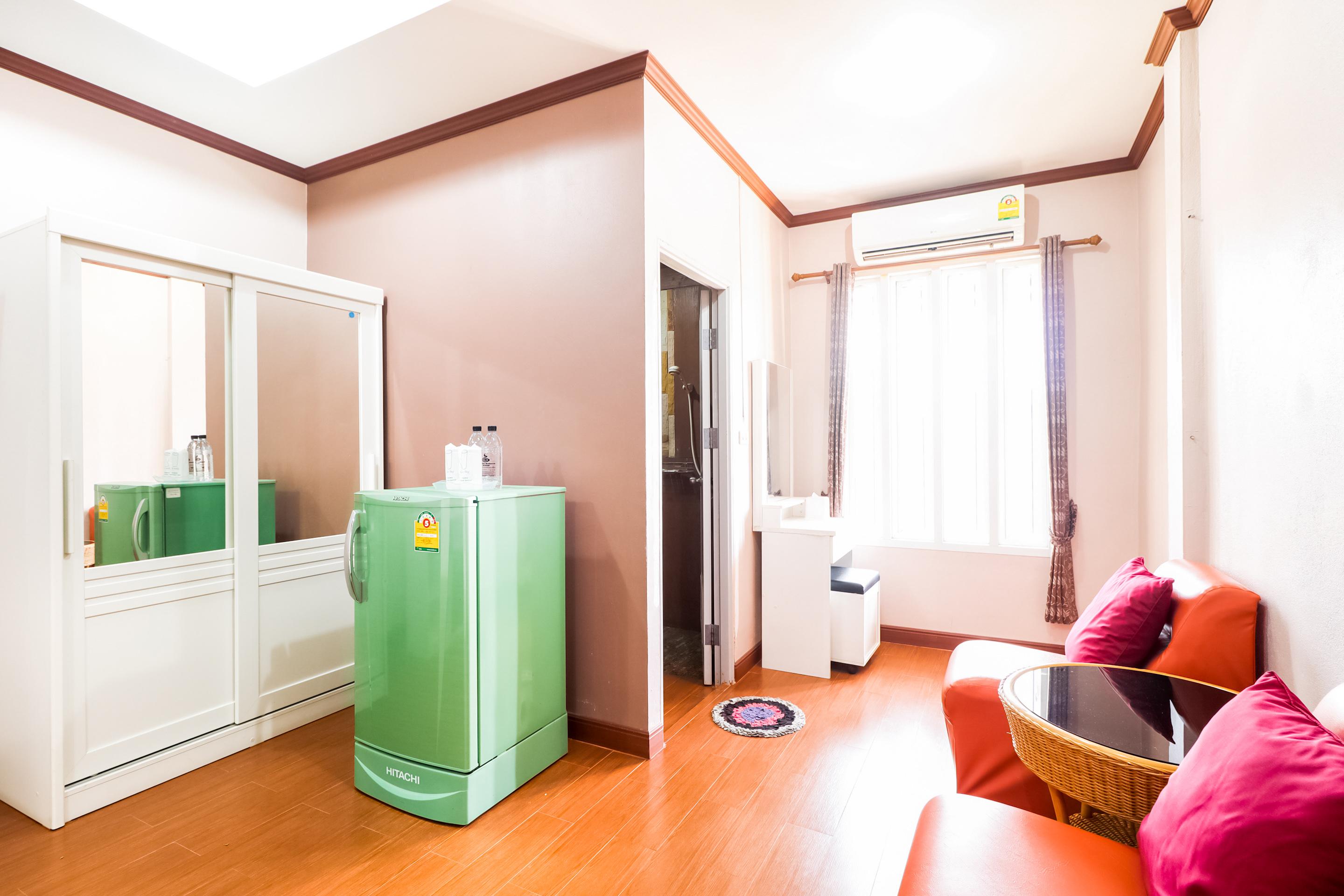 OYO 359 Golden Nakara Place Chiang Saen Bagian luar foto
