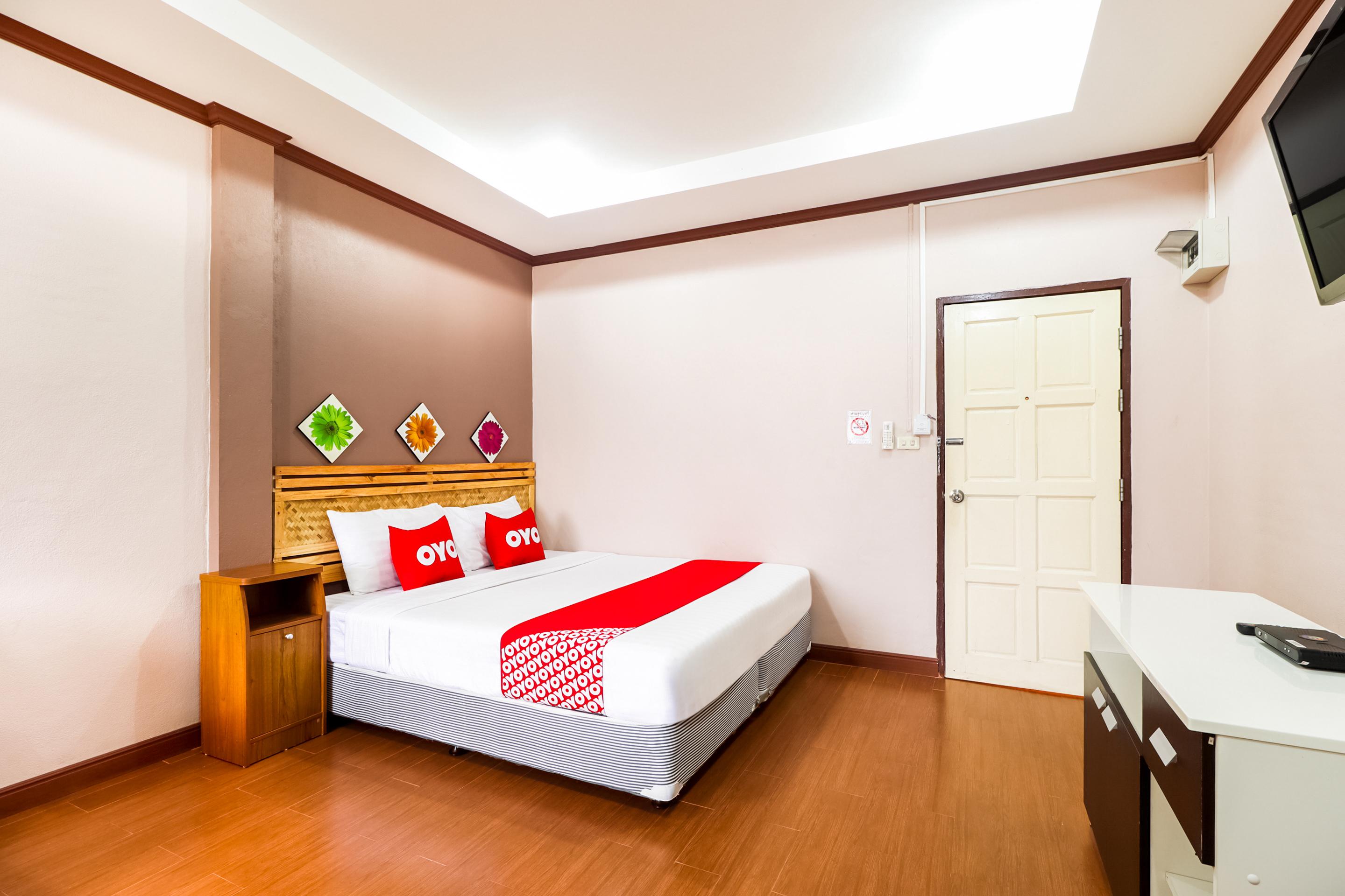 OYO 359 Golden Nakara Place Chiang Saen Bagian luar foto